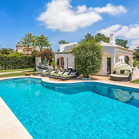 Emerald Escape Villa *